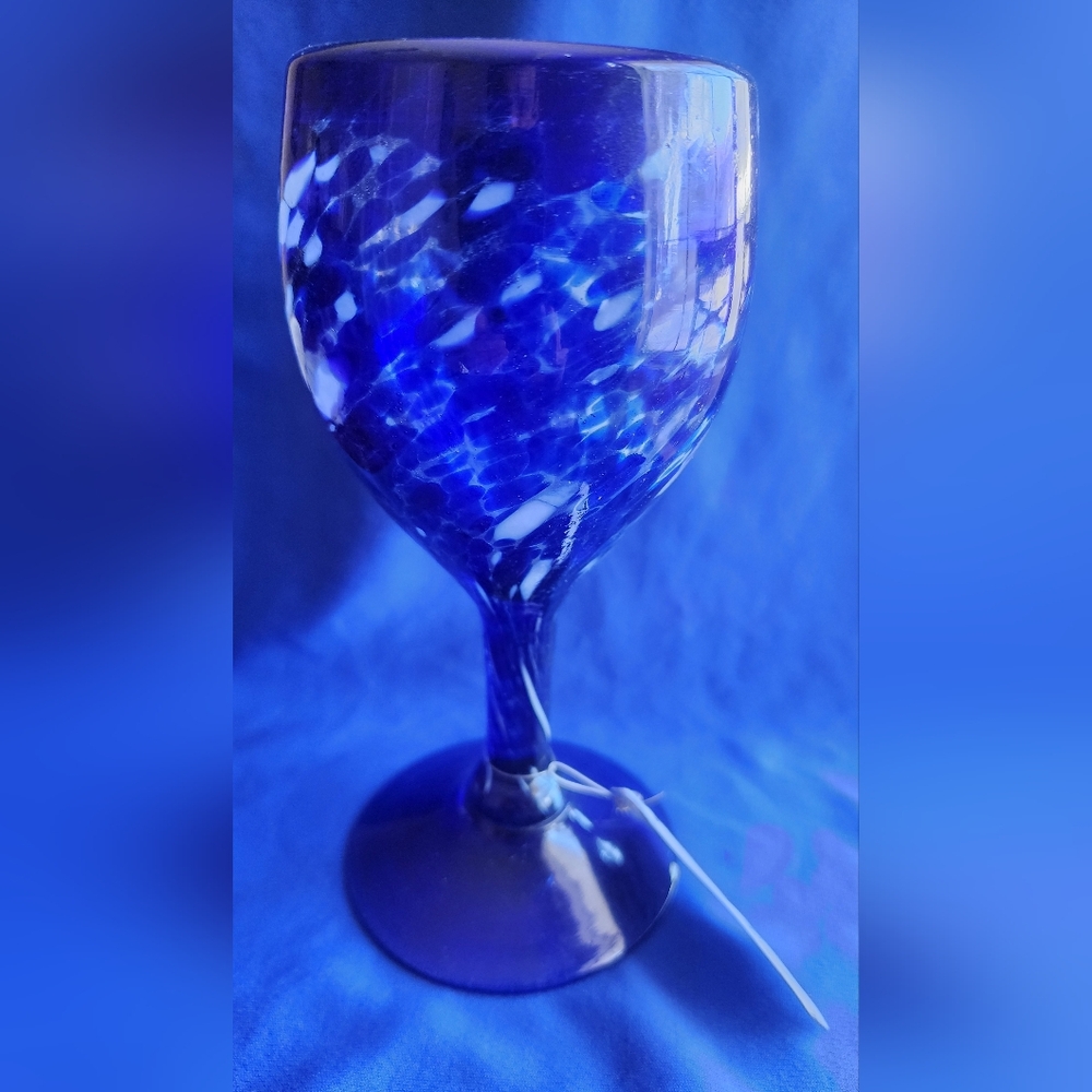 Vintage Art Glass 7 in. Hand Blown Cobalt Blue Stemmed Goblet